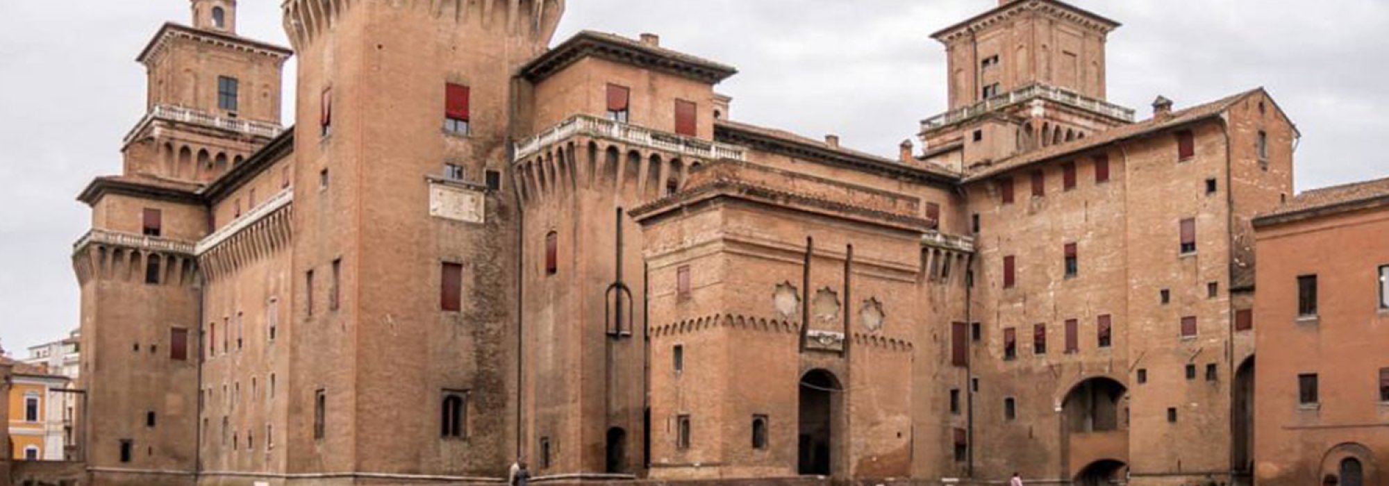 Ferrara Üniversitesi- Università degli Studi di Ferrara